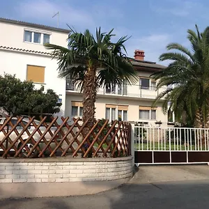 Apartment Summer House 2, Medulin
